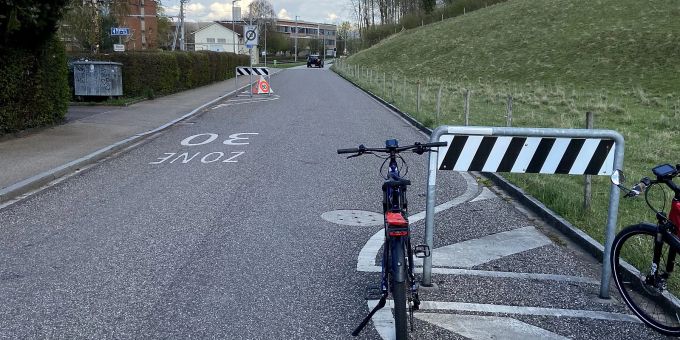 Der E-Bike-Fahrer wurde schwer verletzt. Basel-Landschaft