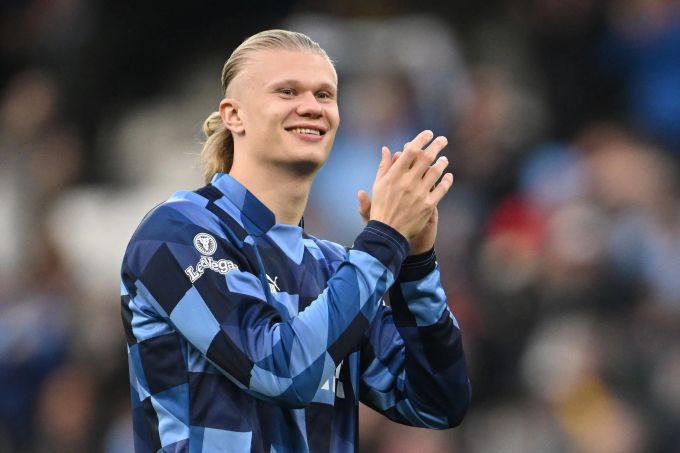 Beim 3:1-Sieg von Manchester City gegen Leicester City traf Erling Haaland doppelt. Gary Oakley/CSM via ZUMA Press Wire/dpa Erling Haaland