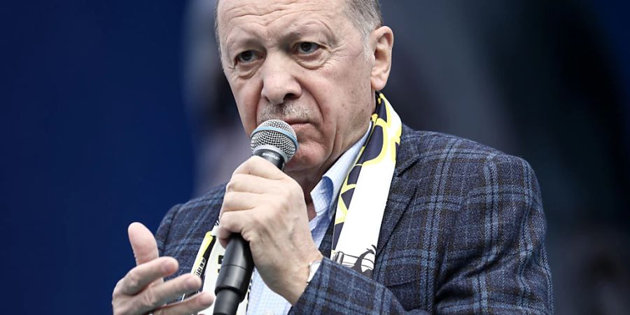 Recep Tayyip Erdogan, Präsident der Türkei, ist zuversichtlich, dass er und seine islamisch-konservative Partei AKP die Wahlen in seinem Land gewinnen werden. Foto: Tunahan Turhan/SOPA Images via ZUMA Press Wire/dpa