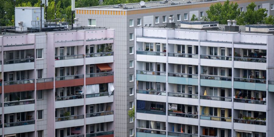 In der ganzen Schweiz kämpfen Mieter mit steigenden Kosten.