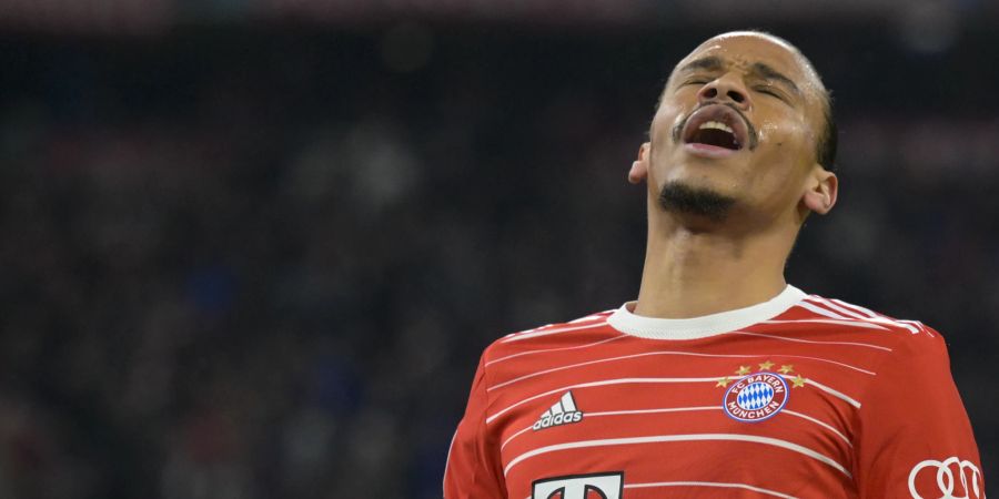 Bayerns Leroy Sané ärgert sich über eine vergebene Torchance im Viertelfinal-Rückspiel der Champions League gegen Manchester City.