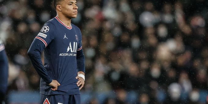 Kylian Mbappe soll seinem Club mitgeteilt haben, dass er die Option auf eine Vertragsverlängerung nicht zieht. Kylian Mbappe soll seinem Club mitgeteilt haben, dass er die Option auf eine Vertragsverlängerung nicht zieht.