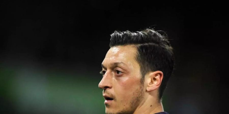 Hat derzeit viel Ärger beim FC Arsenal: Mesut Özil. Foto: Rui Vieira/AP/dpa