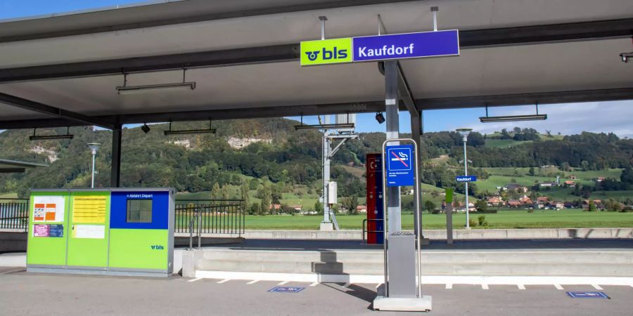 Der Bahnhof in Kaufdorf.