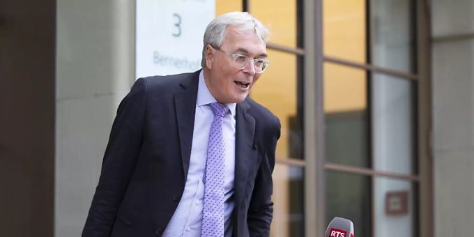 Der Basler Regierungsrat Christoph Brutschin stellt die Forderung nach einer Erhöhung des Härtefallfonds auf über eine Milliarde Franken in den Raum. (Archivbild) corona härtefälle