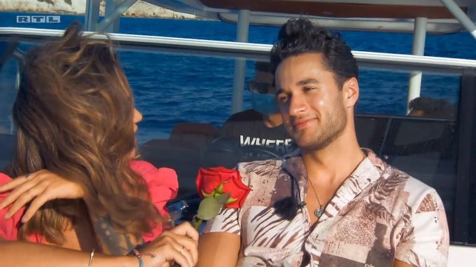 «Bachelorette 2020»: Leander bekommt eine Vorab-Rose. «Bachelorette 2020»