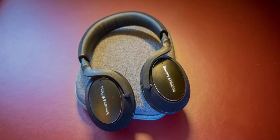 Bowers & Wilkins PX7 Carbon Edition