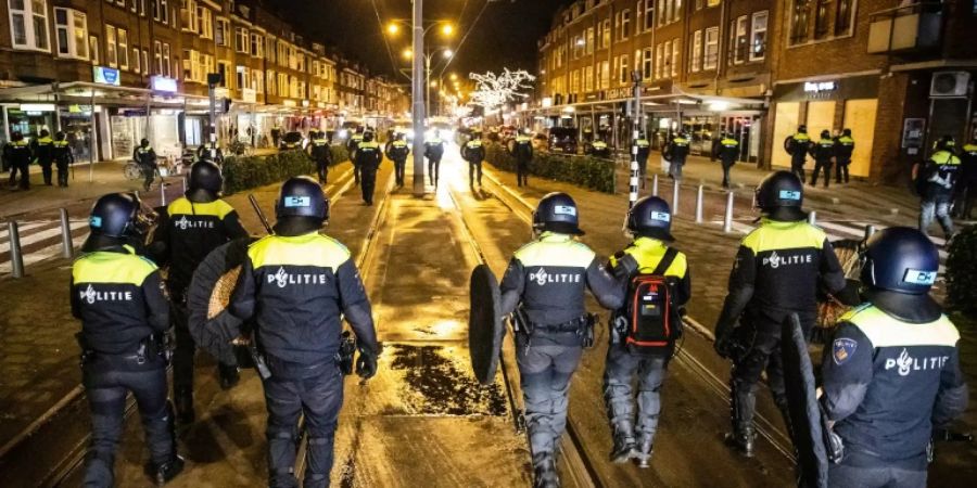 Polizeipatrouile in Rotterdam