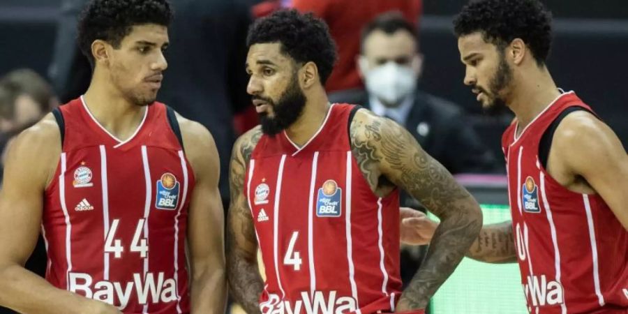 Die Bayern-Basketballer haben mit grosser Mühe ihre Pflichtaufgabe beim Euroleague-Schlusslicht erledigt. Foto: Andreas Gora/dpa