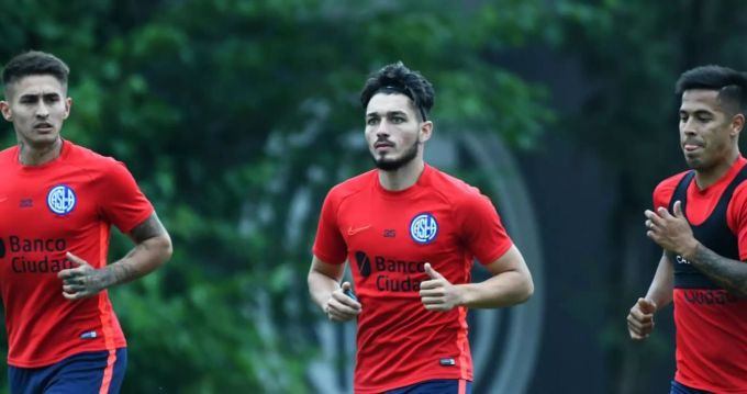 Spielmacher Matias Palacios (Mitte, hier im Training bei San Lorenzo) soll zum FC Basel wechseln. Matias Palacios FC Basel