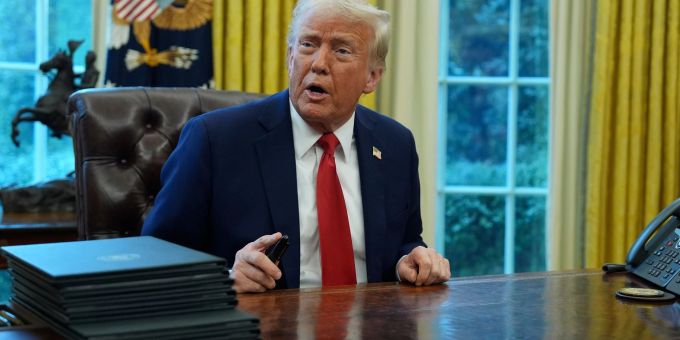 US-Präsident Trump: «Habe ich das gesagt? Ich kann nicht glauben, dass ich das gesagt habe. Nächste Frage.» (Archivbild) trump