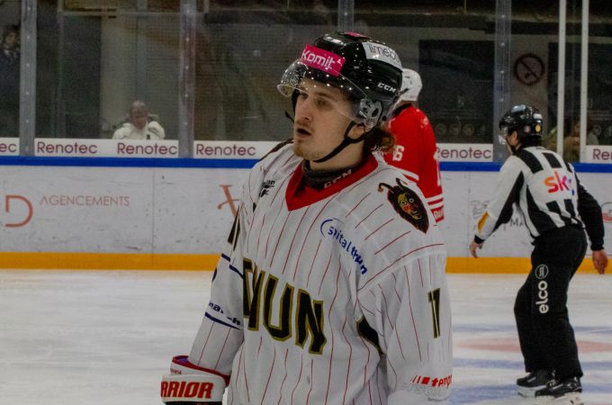 Yannick von Bergen erzielte das entscheidende Tor für den EHC Thun. EHC Thun von Bergen
