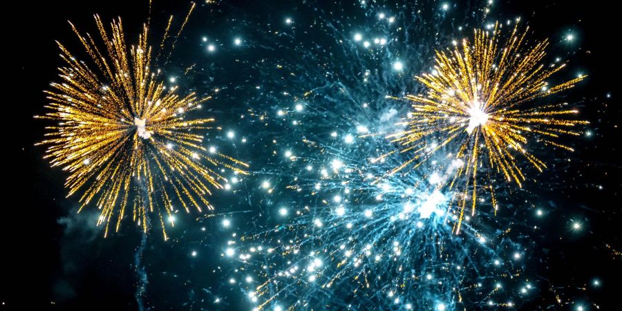 Am Silvesterabend bietet das Fernsehen vor allem Shows und Klassiker.