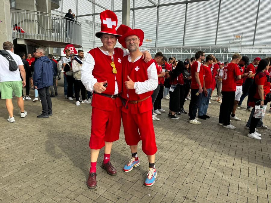 Die Nati-Fans freuen sich auf das Spiel igegen England.