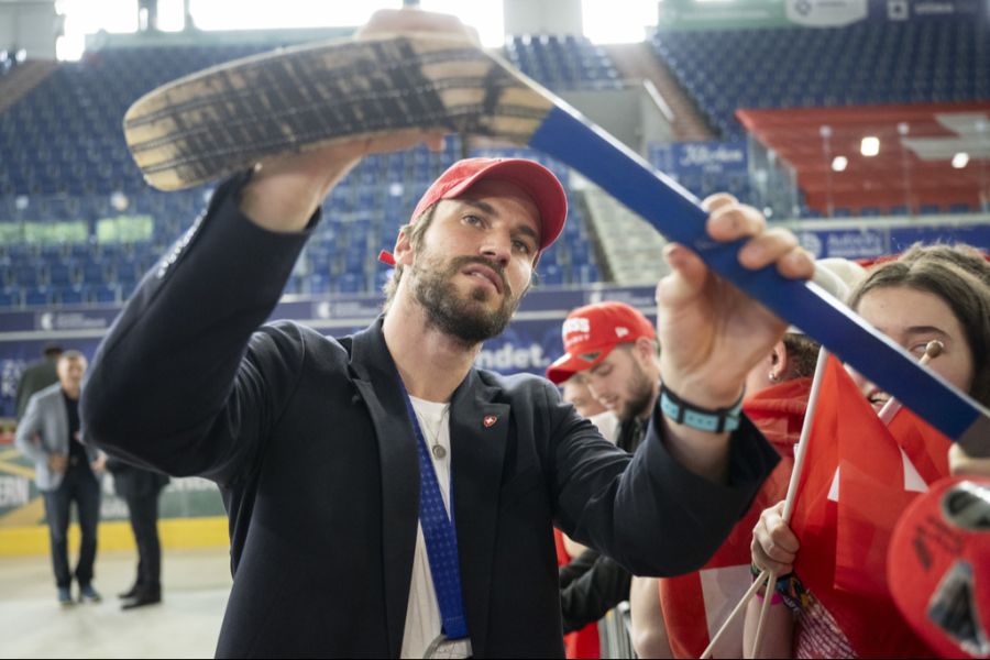 Auch Eishockeyspieler Roman Josi soll ein Vermögen zwischen 20 und 50 Millionen Franken verzeichnen.