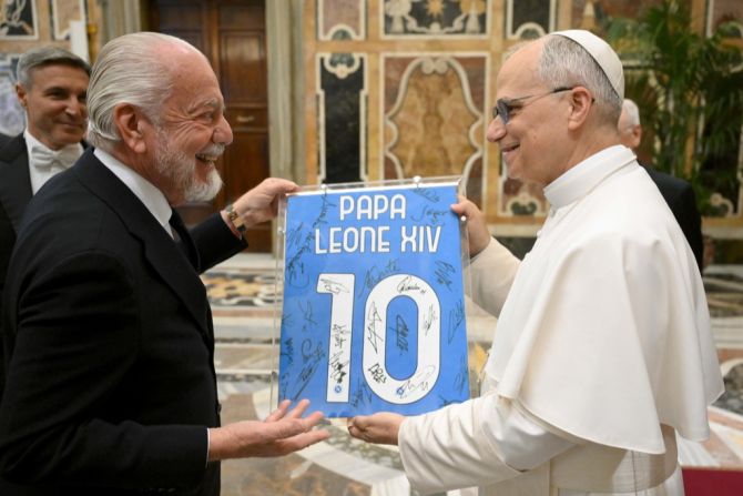 Papst Napoli