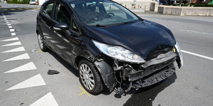 Salez SG: Fahrunfähig Verkehrsunfall verursacht. Salez SG: