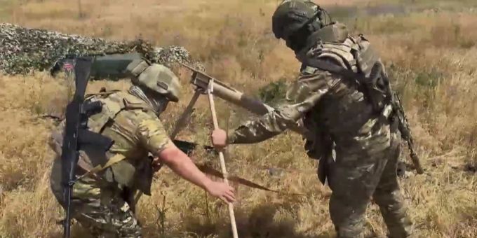 Präsident Putin zieht 100'000 Soldaten an der Ostfront in der Ukraine zusammen. Russische Soldaten
