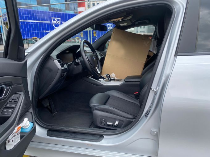 Ein Autofahrer hatte seine Sicht verstellt. Sicht verstellt