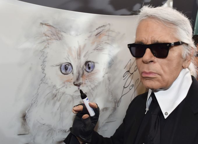 Der Modedesigner Karl Lagerfeld im Jahr 2015. Modedesigner Karl Lagerfeld i