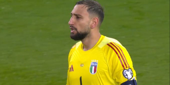 Gianluigi Donnarumma versteht nach dem 0:3 in der 42. Minute die Welt nicht mehr. WM-Qualifikation Norwegen Italien