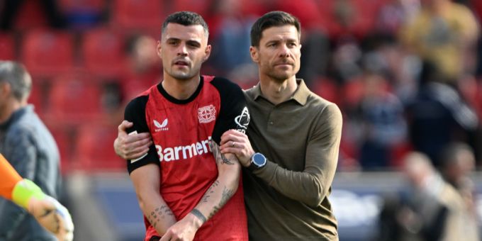 Granit Xhaka und Xabi Alonso gehen im Sommer getrennte Wege. Den Trainer zieht es zu Real Madrid. Real Madrid