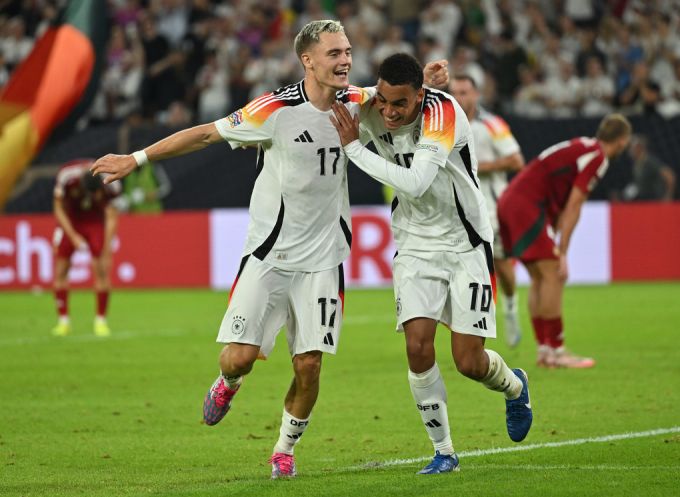Florian Wirtz und Jamal Musiala haben schon in der DFB-Elf zusammengespielt – mit Erfolg. Florian Wirtz Jamal Musiala