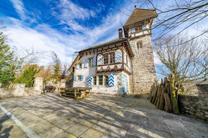 Das Luzerner Schloss wartet noch auf seinen Traumprinzen. luzerner schloss