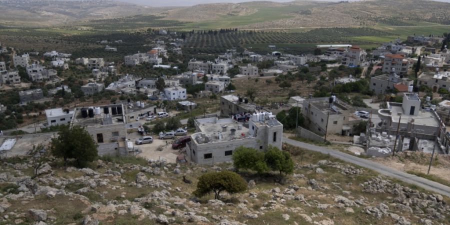ARCHIV - Das Dorf Al-Mughajir im Westjordanland. Foto: Nasser Nasser/AP/dpa/Archivbild