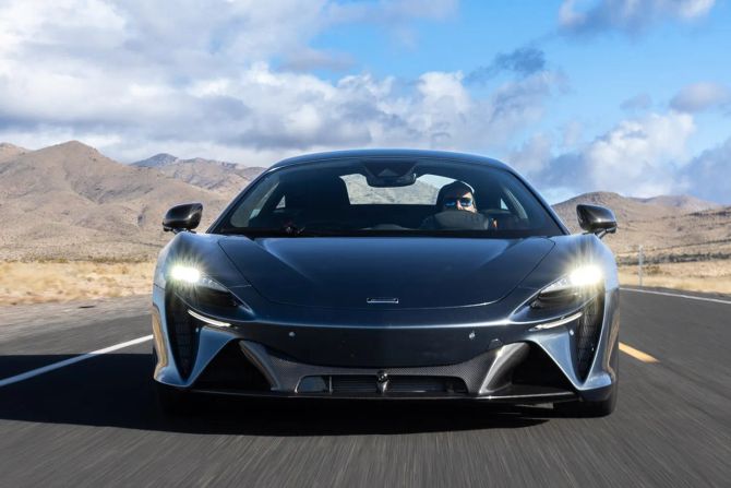 McLaren Artura