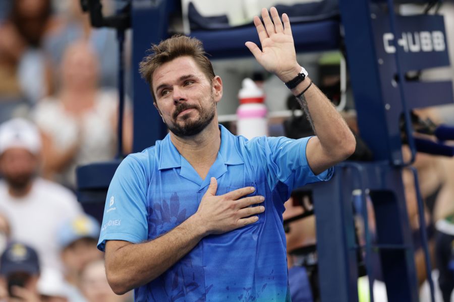 «Ich werde es definitiv vermissen. Ich werde es riesig vermissen. Ich liebe dieses Spiel», sagte Wawrinka sichtlich bewegt.