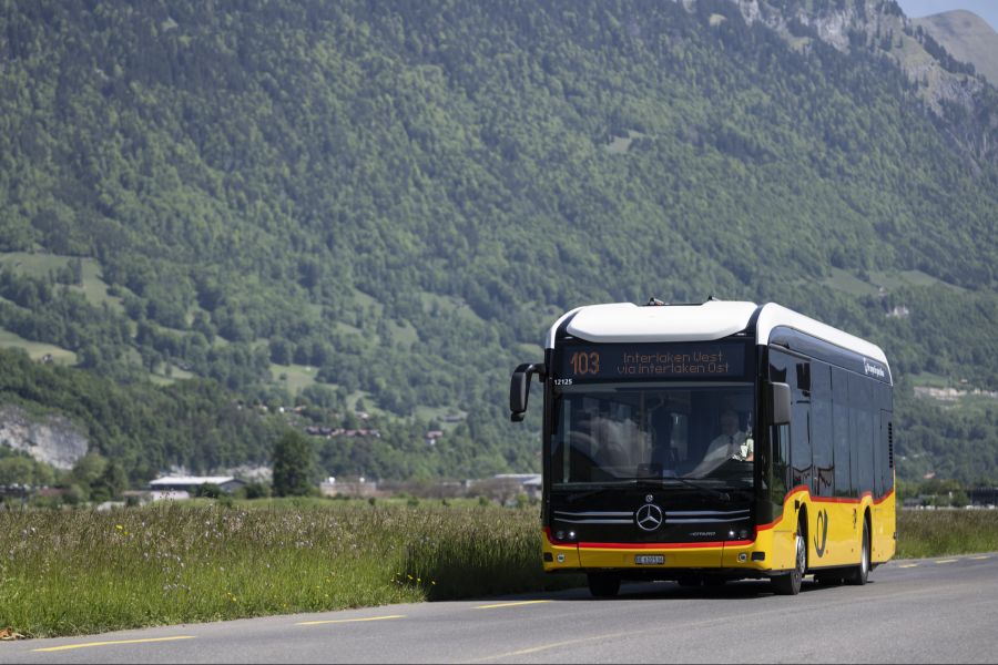 Postautos könnten in naher Zukunft bald selbstfahrend unterwegs sein.