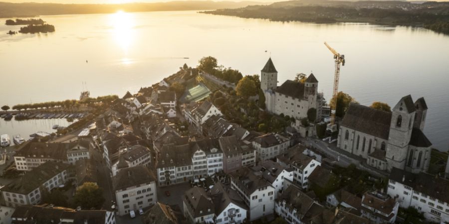 Christa Gebert, Präsidentin der Gebert Stiftung mit Sitz in Rapperswil-Jona, wird mit einem Anerkennungspreis ausgezeichnet. (Archivbild)