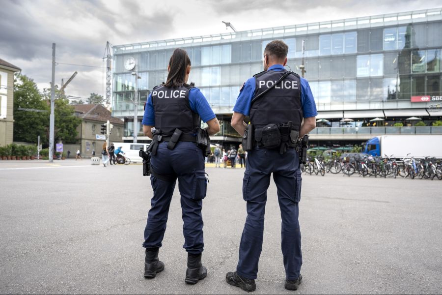 Die Kantonspolizei Bern registriert immer wieder Meldungen im Zusammenhang mit bettelnden Personen.