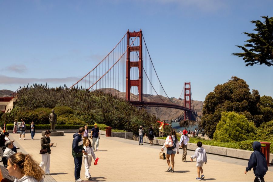 Die Golden Gate Bridge in San Francisco zieht jedes Jahr Millionen von Besuchern an.