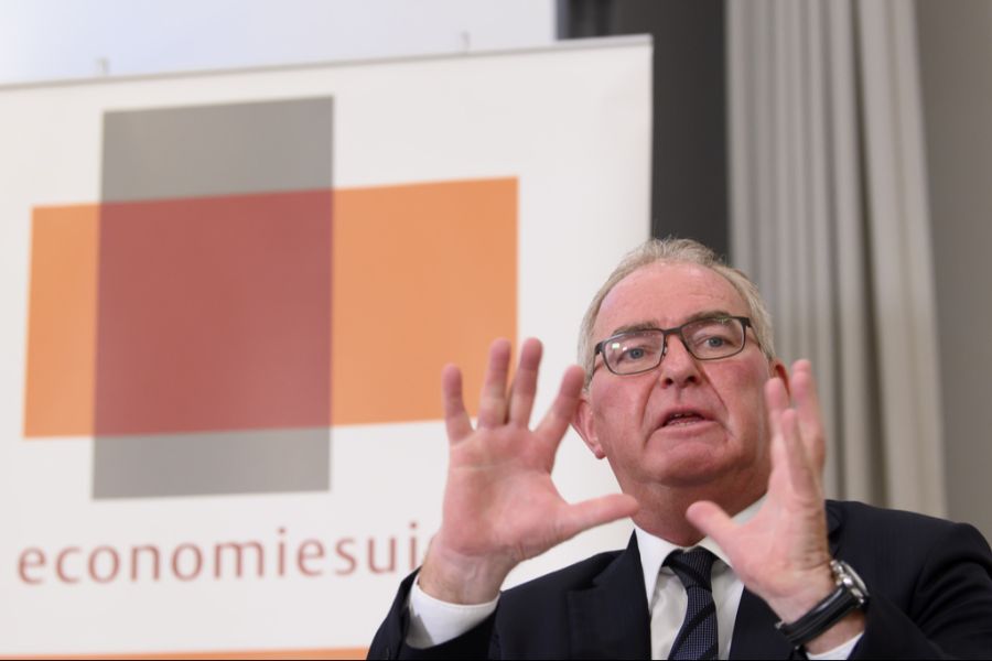 Economiesuisse schlägt eine private Finanzierung für die Infrastruktur vor. (Archiv)