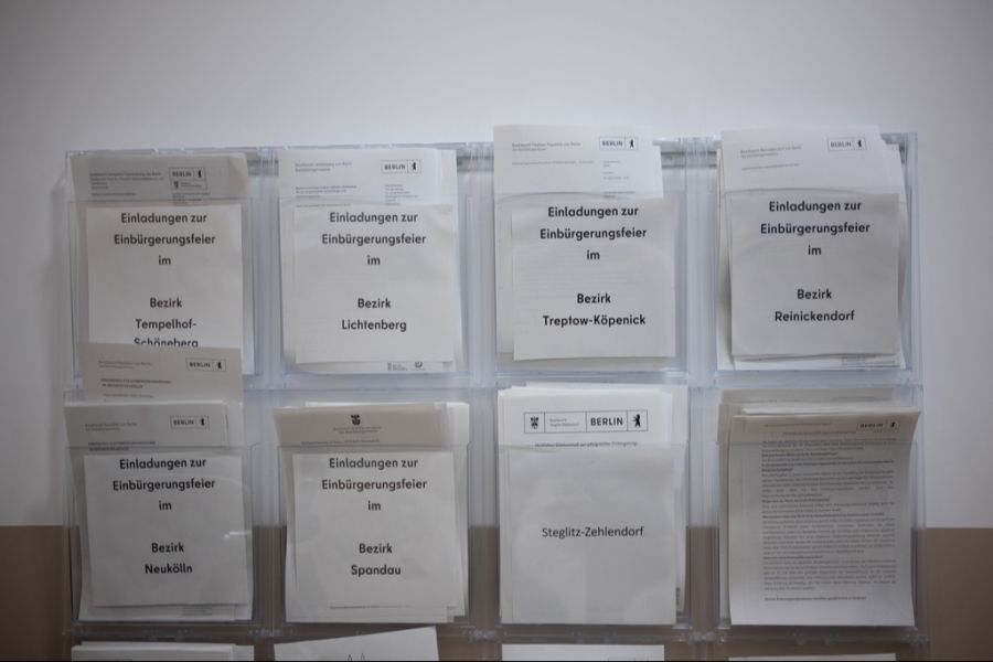 Seither konnten Ausländer nach drei Jahren in Deutschland bereits den deutschen Pass beantragen.