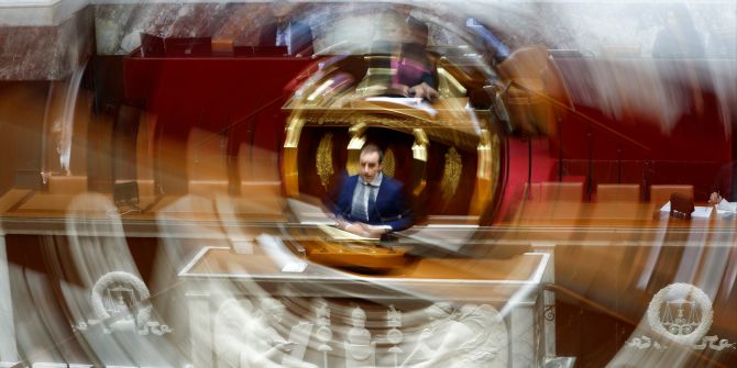 French government faces no-confidence vote