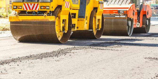 Strassenbelag Asphalt Maschinen Sanierung