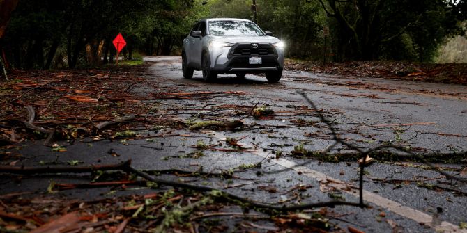 US Wintersturm Kalifornien Notstand