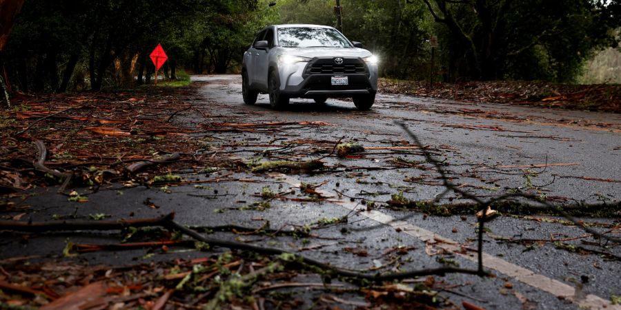 US Wintersturm Kalifornien Notstand