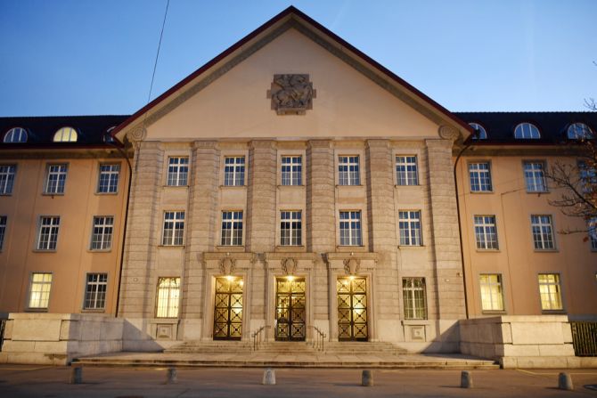 Zürich Drogendealer Rstaurantbesitzer verurteilt