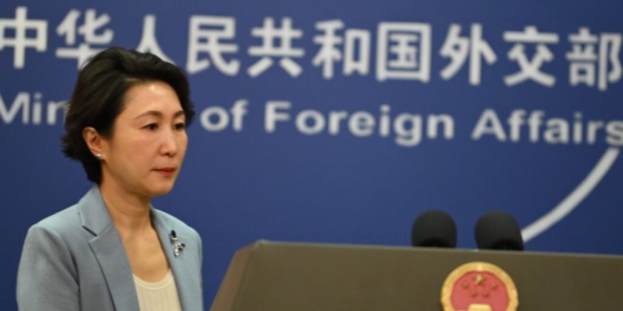 ARCHIV - Mao Ning, Sprecherin des chinesischen Außenministeriums, beantwortet Fragen von Journalisten. Foto: Johannes Neudecker/dpa