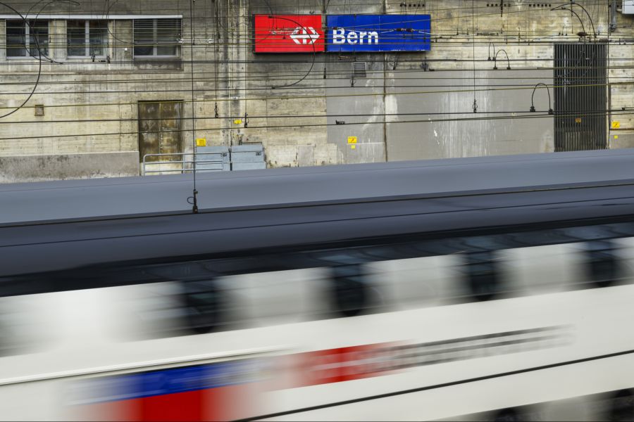 In der Folge kam es zu Gleisänderungen und kleinen Verspätungen, aber nicht zu grösseren Einschränkungen.
