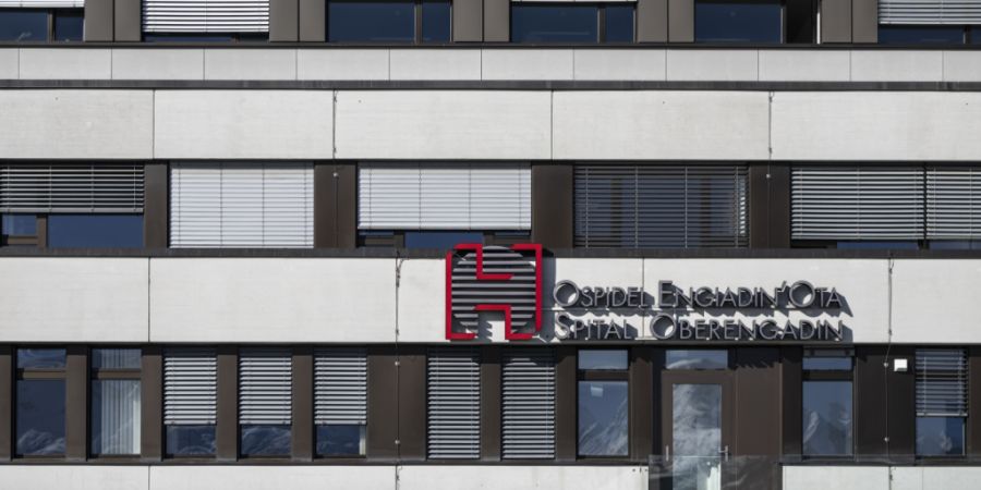 Das Spital in Samedan GR steht vor einer ungewissen Zukunft. (Archivbild)