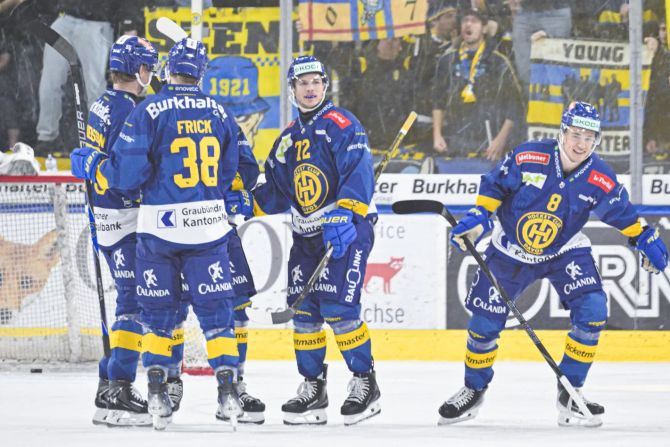 EV Zug HC Davos