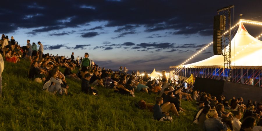 Das Gurtenfestival erweitert 2026 die Verkehrsanbindung in den Nächten von Mittwoch und Donnerstag. (Archivbild)