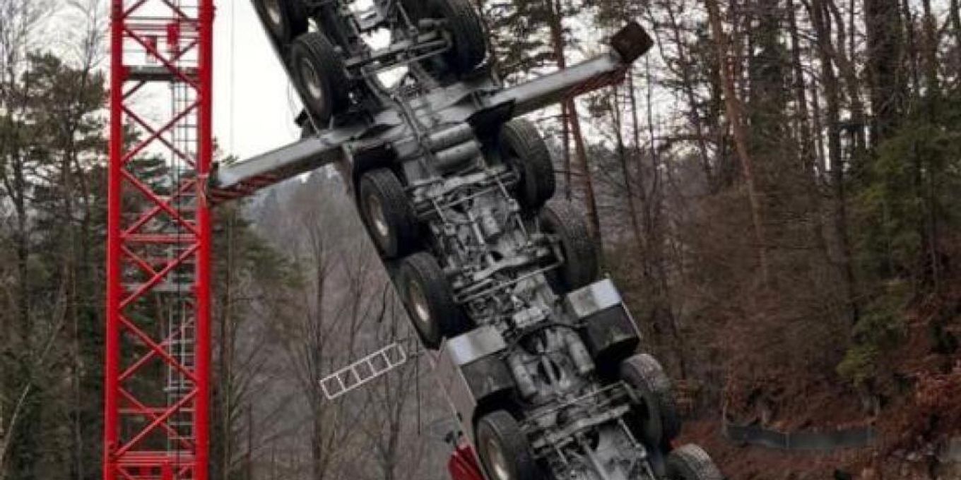 kranf-hrer-bei-unfall-in-stallikon-zh-schwer-verletzt-nau-ch
