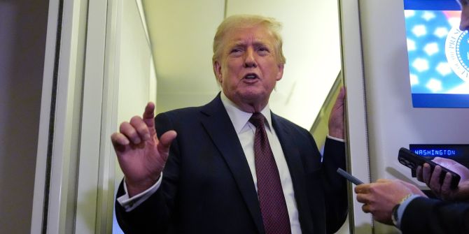 Donald Trump Hormus Iran