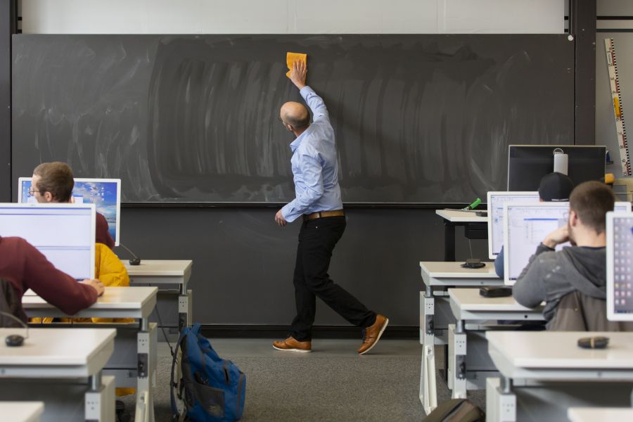 Die aktuellen Zahlen fallen in eine Zeit grosser Unsicherheit für die Schweiz aufgrund von Strafzöllen im Handel mit den USA.